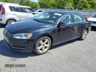 2012 Volkswagen Passat SE z VIN 1VWBH7A33CC061894, wystawiony jako Copart lot #59264975 z przebiegiem 124 534 mil mil oraz Szkoda całkowita • Salvage title. Historia ofert i sprzedaży dostępna na DreamBid. Obrazek 1.