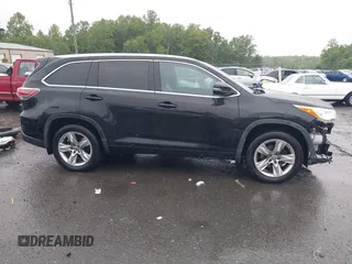 2016 Toyota Highlander Limited with VIN 5TDDKRFH4GS299299, listed as a IAAI auction lot 42206625 with 149,768 mi miles and . Bid and sale history available at DreamBid. Image 14.