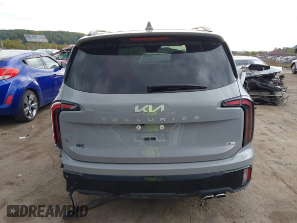 2024 Kia Telluride SX Prestige X-Pro with VIN 5XYP5DGC1RG448911, listed as a IAAI auction lot 38056615 with 301 mi miles. Bid and sale history available at carsss.com. Image 17.