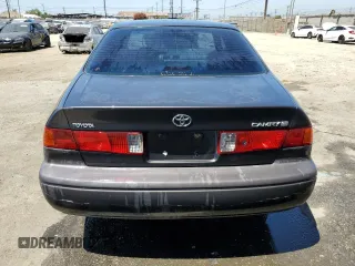 2001 Toyota Camry CE z VIN 4T1BG22K81U783489, wystawiony jako Copart lot #57893115 z przebiegiem 154 352 mil mil oraz Tytuł czysty. Historia ofert i sprzedaży dostępna na DreamBid. Obrazek 6.