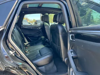 2018 Porsche Macan с VIN WP1AA2A53JLB05508, выставлен на аукционе Copart как лот 55918175 с пробегом 158 277 миль миль и Чистый • Clean title. История ставок и продаж доступна на DreamBid. Изображение 6.