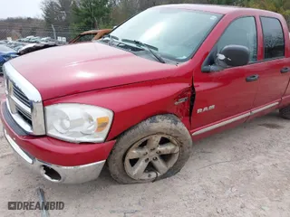2008 Dodge Ram 1500 SLT with VIN 1D7HU18268J128905, listed as a IAAI auction lot 41930384 with 277,928 mi miles. Bid and sale history available at carsss.com. Image 6.