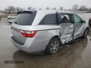 2013 Honda Odyssey EX-L with VIN 5FNRL5H63DB001333, listed as a Copart auction lot 47745635 with 169,539 mi miles and Salvage Title. Bid and sale history available at DreamBid. Image 3.
