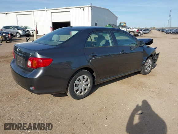 2010 Toyota Corolla z VIN 1NXBU4EE1AZ291154, wystawiony jako IAAI lot #42225867 z przebiegiem 132 425 mil mil oraz . Historia ofert i sprzedaży dostępna na DreamBid. Obrazek 4.