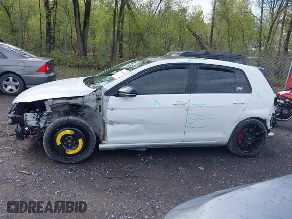 2021 Volkswagen GTI S z VIN 3VW5T7AU2MM001366, wystawiony jako IAAI lot #42189093 z przebiegiem 63 818 mil mil oraz . Historia ofert i sprzedaży dostępna na DreamBid. Obrazek 14.