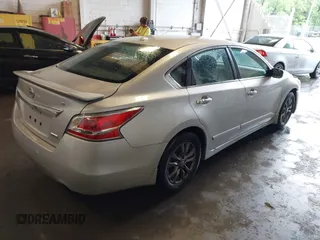2015 Nissan Altima SL with VIN 1N4AL3AP6FC481510, listed as a IAAI auction lot 42258944 with 184,209 mi miles and . Bid and sale history available at DreamBid. Image 4.