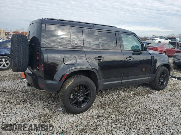 2022 Land Rover Defender SE with VIN SALEP7RU6N2106733, listed as a Copart auction lot 43371445 with 41,667 mi miles and Salvage title. Bid and sale history available at DreamBid. Image 3.