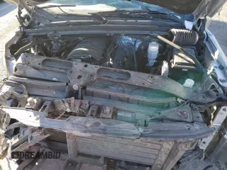 2017 Chevrolet Suburban Premier z VIN 1GNSKJKC3HR126366, wystawiony jako Copart lot #42008635 z przebiegiem Nie podano mil oraz Szkoda całkowita • Salvage title. Historia ofert i sprzedaży dostępna na DreamBid. Obrazek 12.