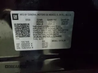 2020 GMC Terrain SLE z VIN 3GKALMEV2LL124466, wystawiony jako Copart lot #48676375 z przebiegiem 78 932 mil mil oraz Nie do naprawy • Non repairable. Historia ofert i sprzedaży dostępna na DreamBid. Obrazek 13.