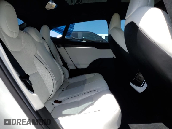 2021 Tesla Model S Plaid с VIN 5YJSA1E66MF453717, выставлен на аукционе Copart как лот 49330355 с пробегом 64 458 миль миль и Списание • Salvage title. История ставок и продаж доступна на DreamBid. Изображение 10.