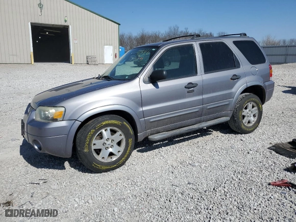 2007 Ford Escape XLT with VIN 1FMYU93117KA75929, listed as a Copart auction lot 48467515 with 156,386 mi miles and Salvage Title. Bid and sale history available at carsss.com. Image 1.