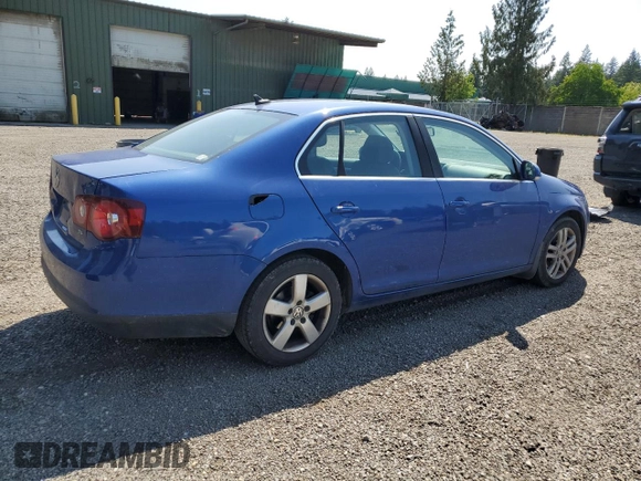 2008 Volkswagen Jetta SE z VIN 3VWRM71KX8M141684, wystawiony jako Copart lot #59432375 z przebiegiem 171 936 mil mil oraz Czysty tytuł • Clean title. Historia ofert i sprzedaży dostępna na DreamBid. Obrazek 3.
