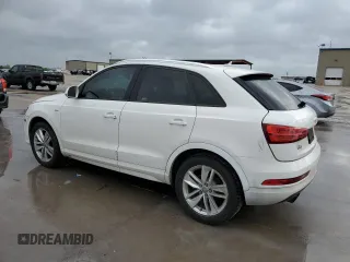 2018 Audi Q3 Premium with VIN WA1BCCFS4JR026926, listed as a Copart auction lot 44928323 with 61,118 mi miles. Bid and sale history available at carsss.com. Image 2.