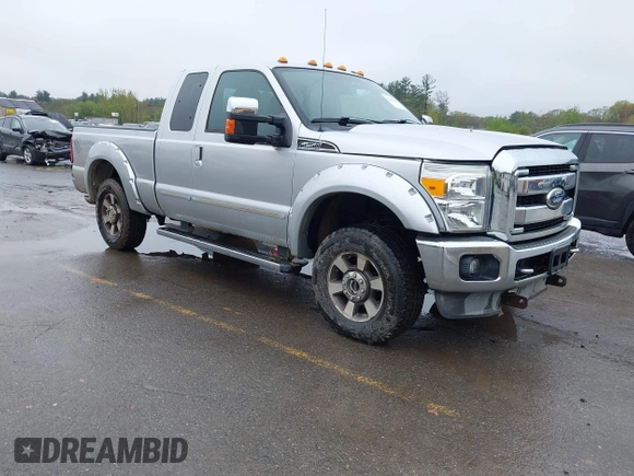 2011 Ford F-250 XL with VIN 1FT7X2B66BEC87583, listed as a IAAI auction lot 42166369 with 171,334 mi miles and . Bid and sale history available at DreamBid. Image 1.