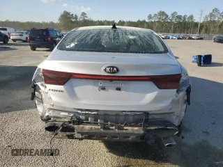 2021 Kia Forte LXS with VIN 3KPF24AD5ME389888, listed as a Copart auction lot 48965805 with 58,172 mi miles and Clean Title. Bid and sale history available at DreamBid. Image 6.