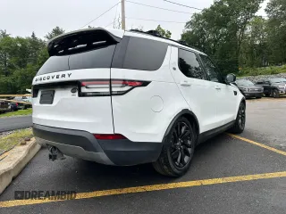 2017 Land Rover Discovery SE z VIN SALRGBBVXHA045789, wystawiony jako Copart lot #61727255 z przebiegiem 141 285 mil mil oraz Czysty tytuł • Clean title. Historia ofert i sprzedaży dostępna na DreamBid. Obrazek 3.