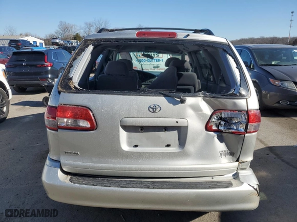 2003 Toyota Sienna LE with VIN 4T3ZF13C03U514917, listed as a Copart auction lot 88355355 with 146,050 mi miles and Salvage Title. Bid and sale history available at carsss.com. Image 6.