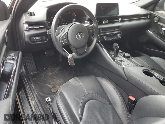 2020 Toyota Supra 3.0 with VIN WZ1DB4C08LW026587, listed as a Copart auction lot 50378495 with 31,247 mi miles and Salvage title. Bid and sale history available at DreamBid. Image 8.