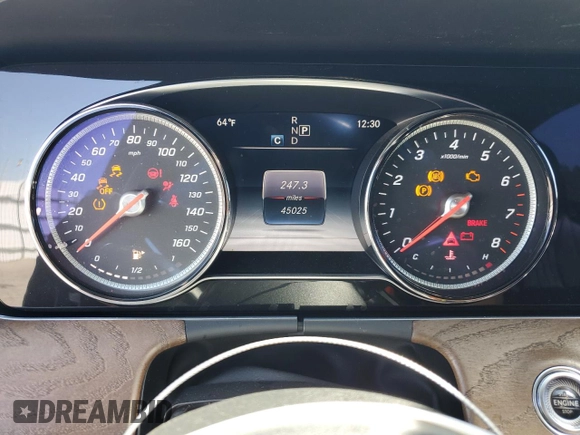 2019 Mercedes-Benz E-Class E 300 with VIN WDDZF4KB9KA590472, listed as a Copart auction lot 49493925 with 45,025 mi miles and Clean Title. Bid and sale history available at carsss.com. Image 9.