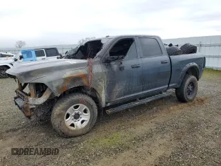 2015 Ram 2500 Tradesman z VIN 3C6UR5CL1FG504790, wystawiony jako Copart lot #45208565 z przebiegiem Nie podano mil oraz Nie do naprawy • Non repairable. Historia ofert i sprzedaży dostępna na DreamBid. Obrazek 1.