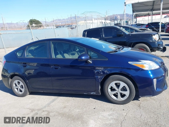 2015 Toyota Prius Four with VIN JTDKN3DU4F0455726, listed as a IAAI auction lot 41308107 with 164,778 mi miles and . Bid and sale history available at DreamBid. Image 13.