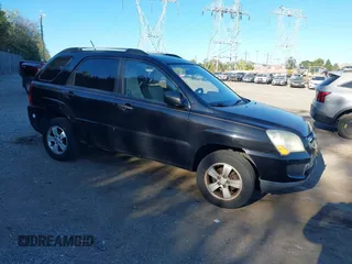 2009 Kia Sportage LX z VIN KNDJF724797627178, wystawiony jako IAAI lot #40552021 z przebiegiem 198 789 mil mil oraz . Historia ofert i sprzedaży dostępna na DreamBid. Obrazek 1.