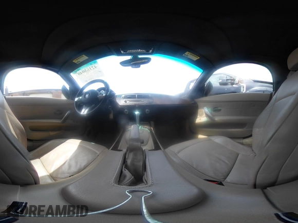 2008 BMW Z4 3.0i z VIN 4USBU33598LW75887, wystawiony jako IAAI lot #42168048 z przebiegiem 78 172 mil mil oraz . Historia ofert i sprzedaży dostępna na DreamBid. Obrazek 23.