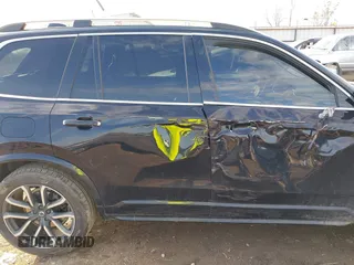 2018 Volvo XC90 Momentum with VIN YV4102CK5J1382547, listed as a IAAI auction lot 41288483 with 117,186 mi miles and . Bid and sale history available at DreamBid. Image 13.