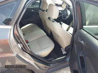 2018 Ford Focus Titanium с VIN 1FADP3J23JL272028, выставлен на аукционе IAAI как лот 42395402 с пробегом 125 975 миль миль и . История ставок и продаж доступна на DreamBid. Изображение 8.