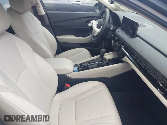 2025 Honda Accord EX-L z VIN 1HGCY2F67SA035808, wystawiony jako IAAI lot #42233264 z przebiegiem 715 mil mil oraz . Historia ofert i sprzedaży dostępna na DreamBid. Obrazek 5.