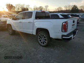 2022 GMC Canyon 2WD Denali with VIN 1GTG5EEN4N1203038, listed as a Copart auction lot 85638024 with 19,987 mi miles and Salvage Title. Bid and sale history available at carsss.com. Image 2.
