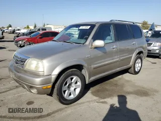2002 Suzuki XL-7 Touring with VIN JS3TY92V324107429, listed as a Copart auction lot 73217034 with 253,836 mi miles and Salvage Title. Bid and sale history available at carsss.com. Image 1.