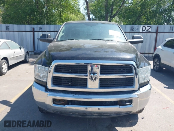 2012 Ram 2500 ST z VIN 3C6UD5CL2CG291018, wystawiony jako IAAI lot #42573010 z przebiegiem Nie podano mil oraz . Historia ofert i sprzedaży dostępna na DreamBid. Obrazek 11.