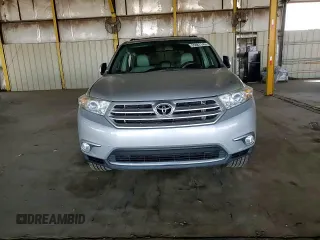 2013 Toyota Highlander Limited z VIN 5TDDK3EHXDS237092, wystawiony jako Copart lot #55887145 z przebiegiem 119 309 mil mil oraz Szkoda całkowita • Salvage title. Historia ofert i sprzedaży dostępna na DreamBid. Obrazek 14.