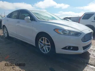 2014 Ford Fusion SE with VIN 3FA6P0HD3ER143857, listed as a IAAI auction lot 41882101 with 185,423 mi miles. Bid and sale history available at carsss.com. Image 1.