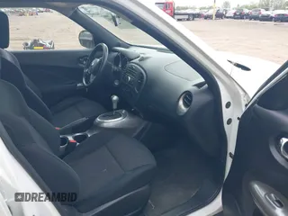 2014 Nissan Juke SV with VIN JN8AF5MR5ET362070, listed as a IAAI auction lot 42176294 with 101,489 mi miles and . Bid and sale history available at carsss.com. Image 5.