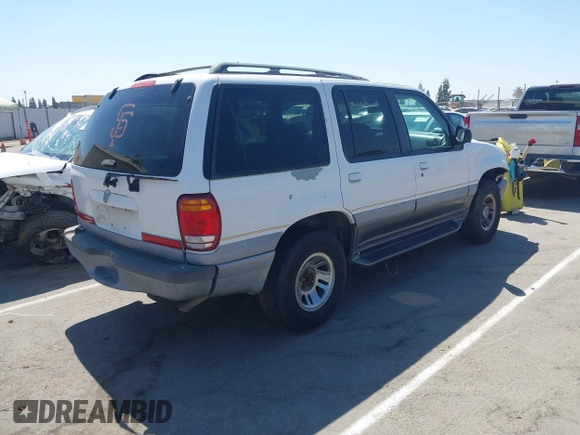 1998 Mercury Mountaineer with VIN 4M2ZU52P9WUJ11869, listed as a IAAI auction lot 42762225 with 241,105 mi miles and . Bid and sale history available at DreamBid. Image 4.