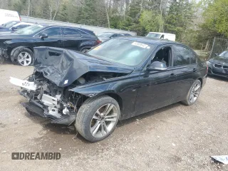 2012 BMW 3 Series 328i z VIN WBA3A5C52CF257643, wystawiony jako Copart lot #53889645 z przebiegiem Nie podano mil oraz Szkoda całkowita • Salvage title. Historia ofert i sprzedaży dostępna na DreamBid. Obrazek 1.