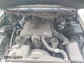 1999 Mercury Grand Marquis GS z VIN 2MEFM74W4XX645430, wystawiony jako IAAI lot #42154522 z przebiegiem 152 306 mil mil oraz . Historia ofert i sprzedaży dostępna na DreamBid. Obrazek 10.