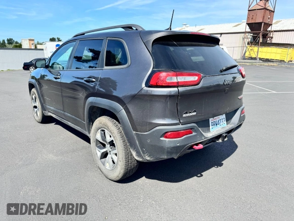 2018 Jeep Cherokee Trailhawk z VIN 1C4PJMBX0JD600413, wystawiony jako Copart lot #60336385 z przebiegiem 64 875 mil mil oraz Czysty tytuł • Clean title. Historia ofert i sprzedaży dostępna na DreamBid. Obrazek 3.