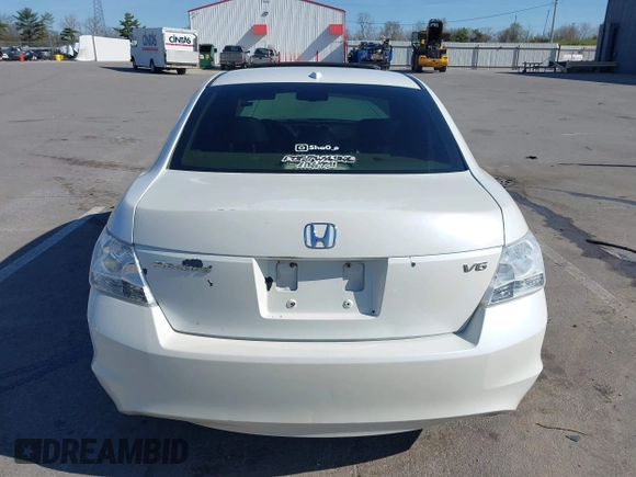 2008 Honda Accord EX-L z VIN 1HGCP36818A066023, wystawiony jako IAAI lot #42092129 z przebiegiem 166 724 mil mil oraz . Historia ofert i sprzedaży dostępna na DreamBid. Obrazek 17.