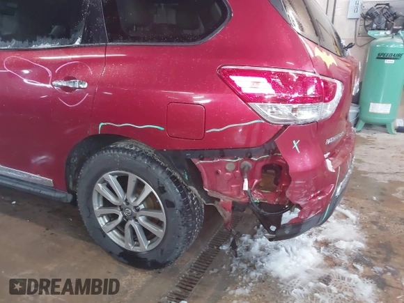 2014 Nissan Pathfinder S with VIN 5N1AR2MM4EC630270, listed as a IAAI auction lot 41718187 with 110,360 mi miles and . Bid and sale history available at DreamBid. Image 6.