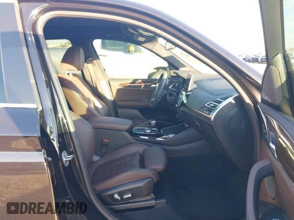2023 BMW X3 sDrive30i z VIN 5UX43DP03P9N64624, wystawiony jako IAAI lot #41375547 z przebiegiem 28 149 mil mil oraz . Historia ofert i sprzedaży dostępna na DreamBid. Obrazek 5.
