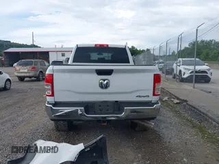 2022 Ram 2500 Tradesman with VIN 3C6UR5CL9NG126846, listed as a IAAI auction lot 42395508 with 54,602 mi miles and . Bid and sale history available at DreamBid. Image 17.