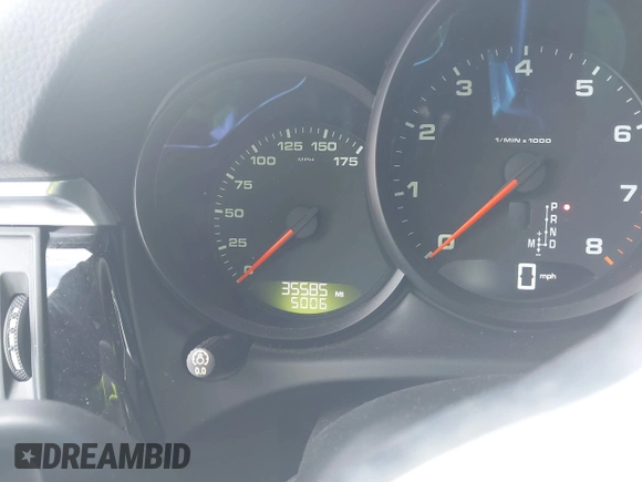 2020 Porsche Macan with VIN WP1AA2A57LLB00363, listed as a IAAI auction lot 41329460 with 35,585 mi miles and . Bid and sale history available at DreamBid. Image 7.