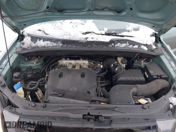 2008 Kia Sportage LX with VIN KNDJE723487467172, listed as a IAAI auction lot 41568843 with 159,786 mi miles and . Bid and sale history available at carsss.com. Image 10.