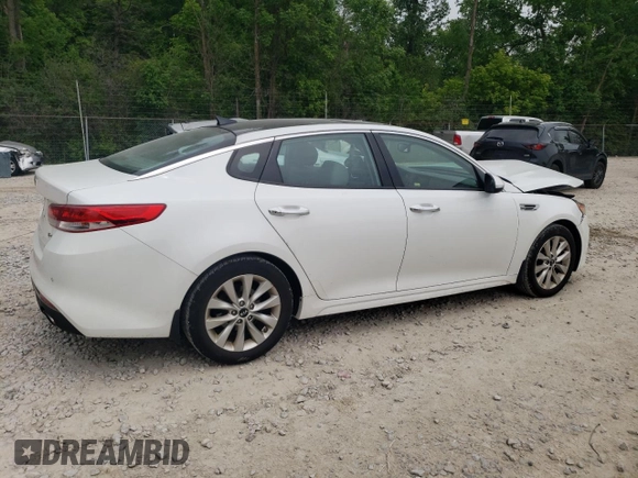 2016 Kia Optima EX z VIN 5XXGU4L3XGG091612, wystawiony jako Copart lot #59929295 z przebiegiem 130 450 mil mil oraz Szkoda całkowita • Salvage title. Historia ofert i sprzedaży dostępna na DreamBid. Obrazek 3.