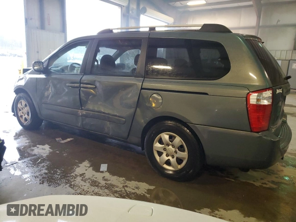 2006 Kia Sedona LX with VIN KNDMB233666079693, listed as a Copart auction lot 44993745 with 187,600 mi miles and Salvage Title. Bid and sale history available at carsss.com. Image 2.