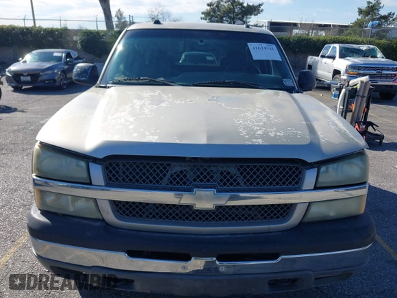 2005 Chevrolet Silverado 1500 LS with VIN 2GCEC19T051261530, listed as a IAAI auction lot 41624941 with 246,685 mi miles. Bid and sale history available at carsss.com. Image 12.