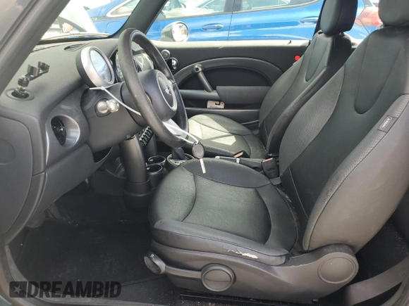2007 MINI Convertible with VIN WMWRF335X7TG16568, listed as a Copart auction lot 66146885 with 97,502 mi miles and Clean title. Bid and sale history available at DreamBid. Image 7.